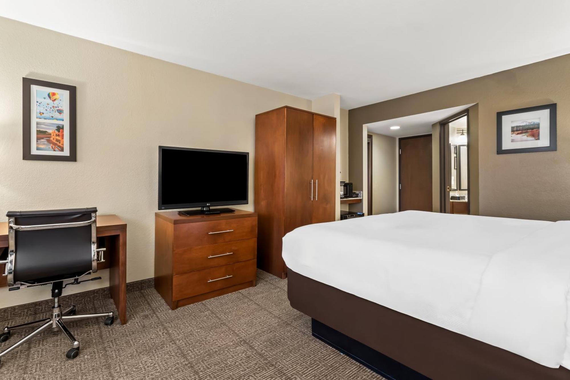 Comfort Inn & Suites Albuquerque Downtown Zewnętrze zdjęcie